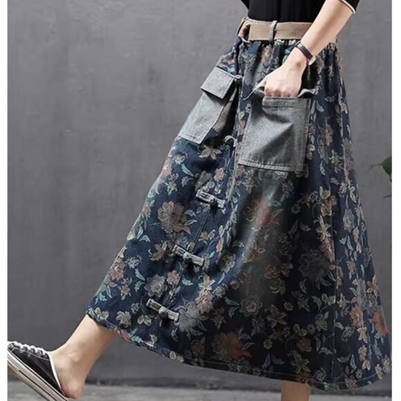 Max LuLu Floral Denim Jean Skirt Midi A-Line Vintage European Style One Size NWT - Picture 1 of 5